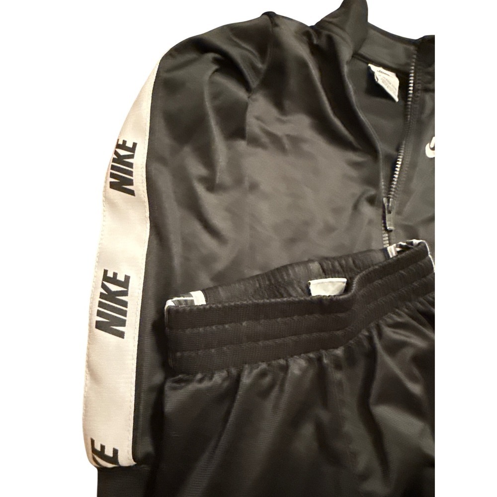 Nike Tracksuit Set 4T Black White Logo Jacket Pants Kids Activewear - Picture 4 of 4